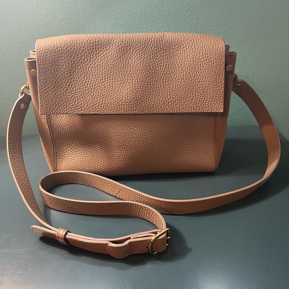 Treasure & Bond Crossbody Bag - Picture 1 of 12